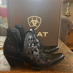 Ariat Women's Black Cut-Out Ankle Booties